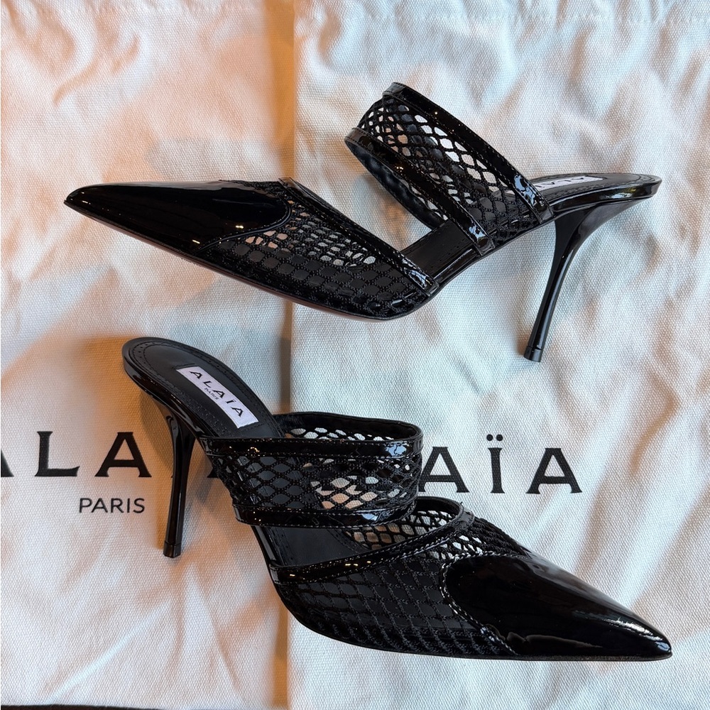 🖤Alaia🖤Le Coeur 90MM Patent Leather & Mesh Mules - Picture 8 of 11